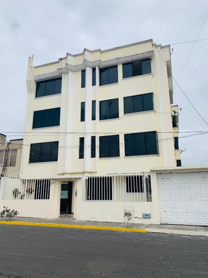 Hermosos Departamentos Con Vista A Los Nevados Apartment Riobamba Exterior photo